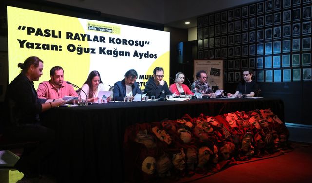 Muhsin Ertuğrul Okumalarına seyirciden büyük ilgi!
