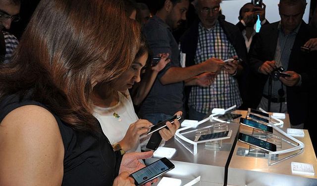 Çip krizi büyüyor: Elektronik cihazlara zam kapıda! Cep telefonu, bilgisayar ve tablet...