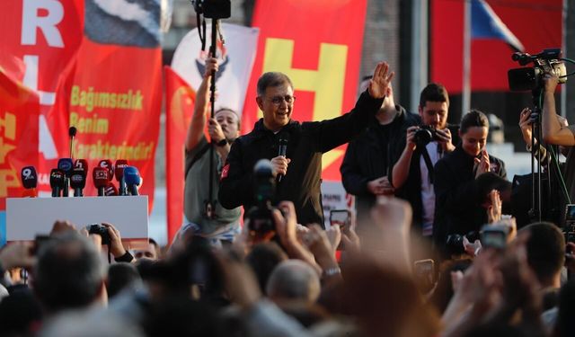 İzmir Büyükşehir Belediye Başkanı Tugay: İzmir’i yenemeyeceksiniz