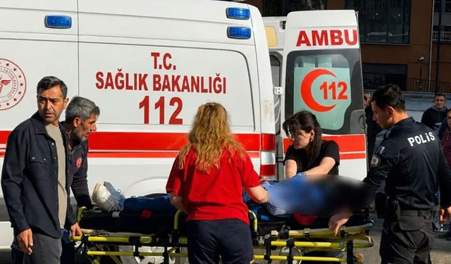 Sokak ortasında dehşet: Yolunu kestiği eski eşine kurşun yağdırdı