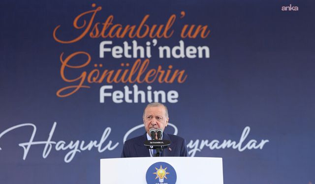 Cumhurbaşkanı Erdoğan: "Fatih Sultan Mehmet Han'ın bize emaneti olan bu aziz şehre gözümüz gibi bakmaya devam edeceğiz"