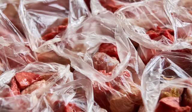 Kurban etini poşete koyanlar yandı: Ölüm riski var!