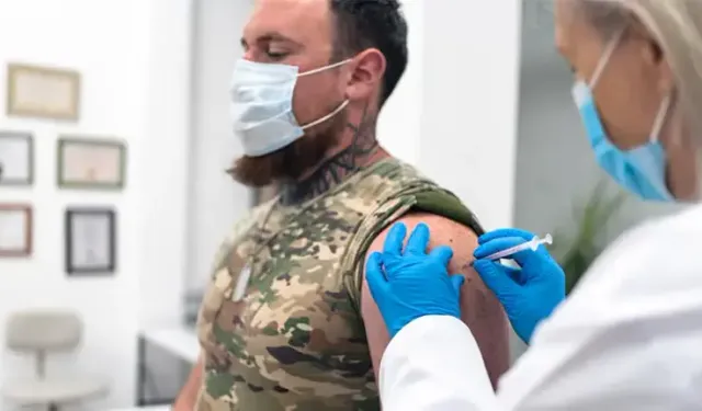 Pentagon'u geri adım attıran salgın! Yüzlerce asker hastalandı