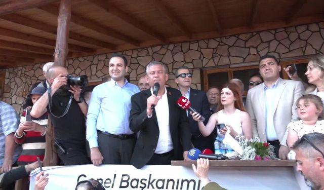 Özgür Özel: Sizinle birlikte bu oyunu bozmak için yürüyoruz