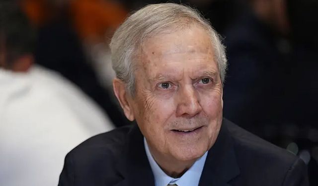 Fenerbahçe'de Aziz Yıldırım teknik ekibe 2 ismi ikna etti