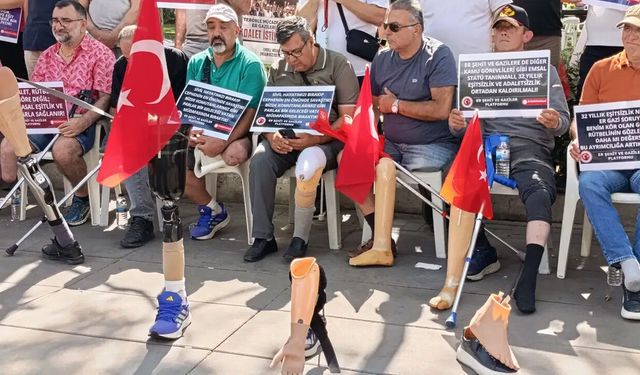 Er şehit yakınları ve gazilerden Ankara'da hak mücadelesi
