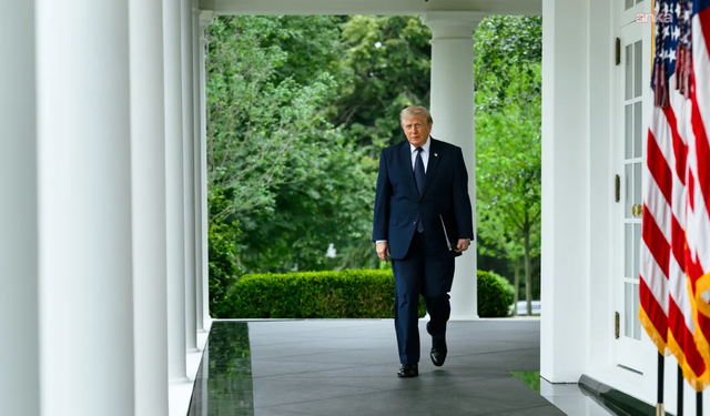 Donald Trump'tan Hürmüz'de abluka kararı: Yüklerden yüzde 20 ücret alınacak