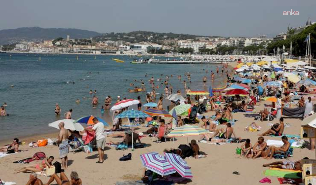 TÜİK: Turizm geliri ikinci çeyrekte yüzde 2,6 geriledi!