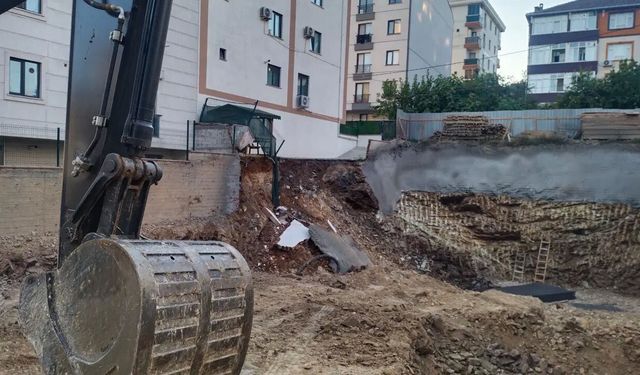 İstanbul'da korku dolu gece! Çok sayıda yurttaş tahliye edildi