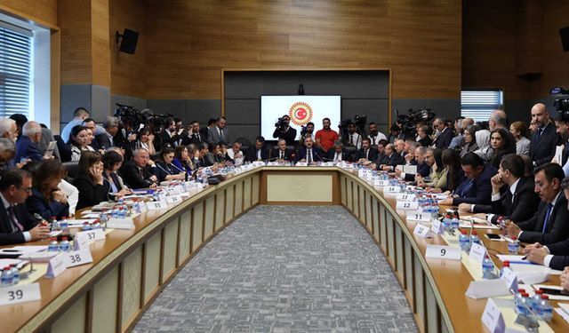 'Çerçeve yasa' Adalet Komisyonu'nda kabul edildi! İşte bundan sonraki süreç...