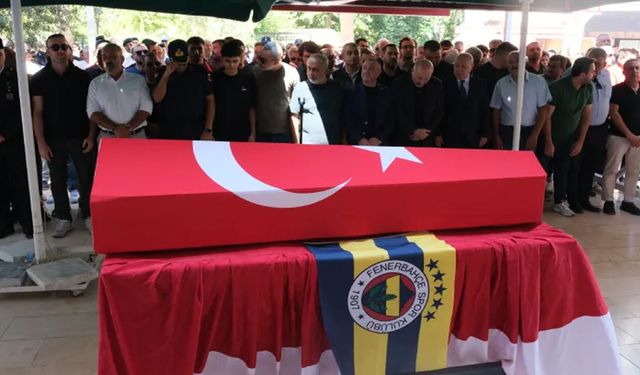 Beşiktaş derbisini izlerken kalp krizi geçiren Fenerbahçeli gazinin cenazesi Mersin'de defnedildi