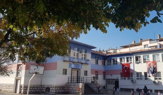Ankara’da eğitim skandalı: Okul açıldı, kapatıldı