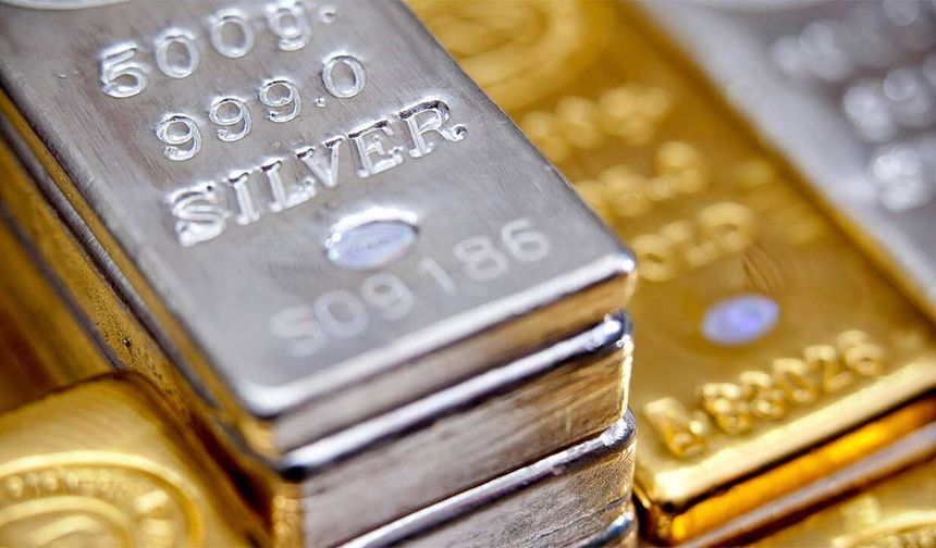 Gümüş fiyatları bir anda çakıldı, altında düşüş...