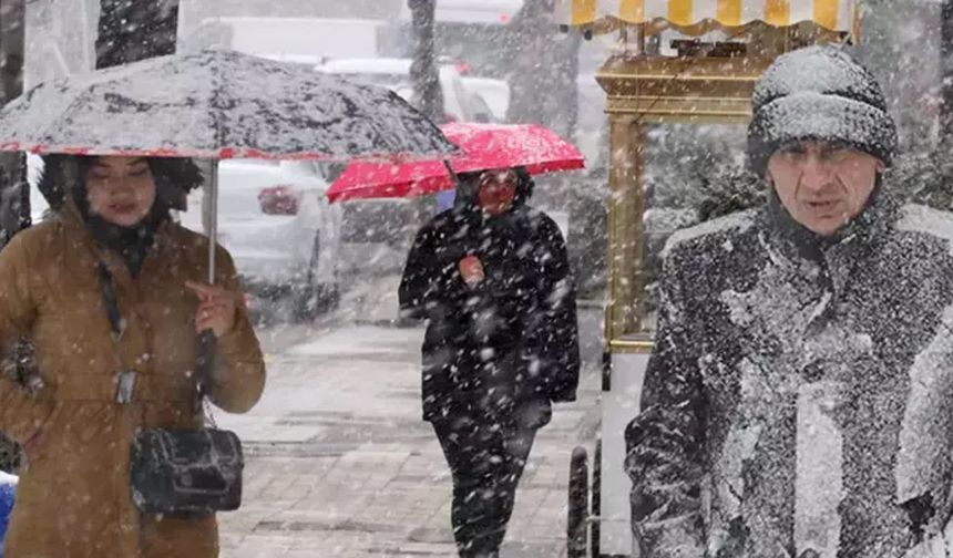 İstanbul'da kar sürprizi! Hafta sonuna dikkat...