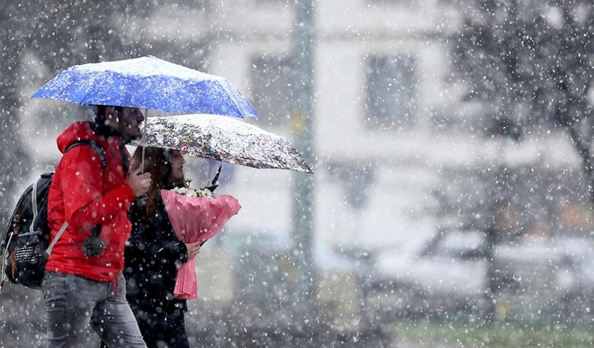 İstanbullular dikkat! Kar yeniden geliyor