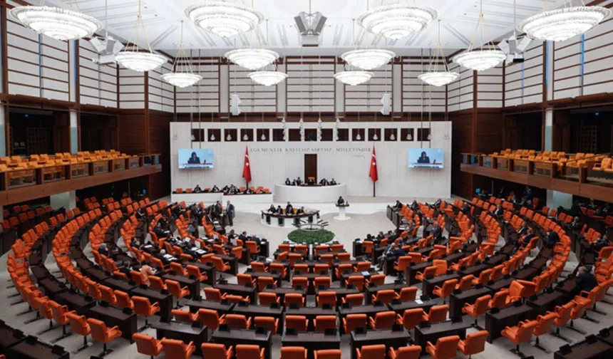 Meclis'e gelmeyen vekilin maaşı kesilecek! AKP'li vekiller devamsızlıkta level atlamıştı