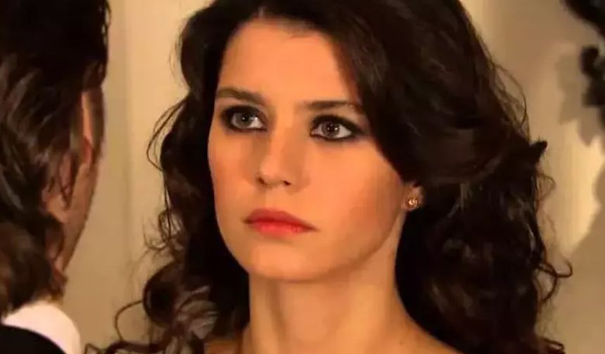 Beren Saat ilk şarkısı 'CapitaliZoo'ya ilişkin konuştu