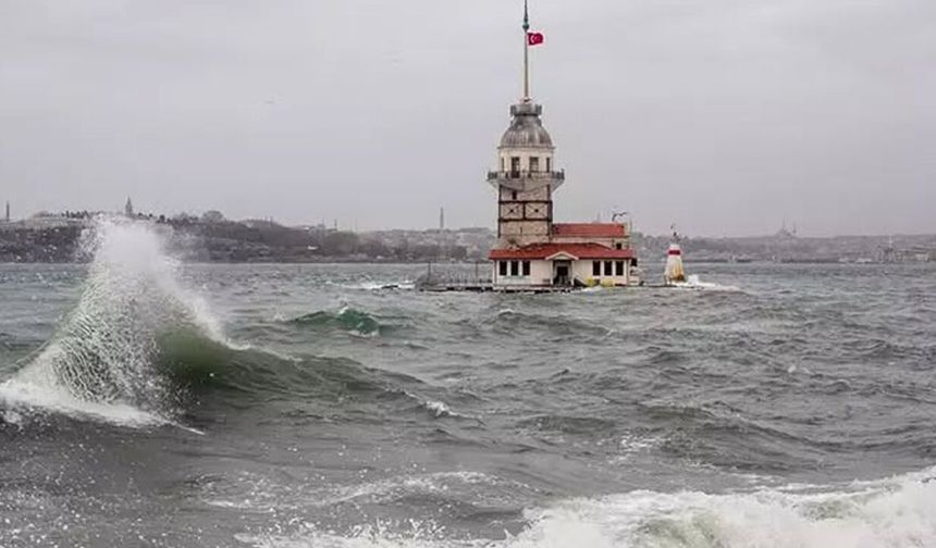 AKOM İstanbulluları saat vererek uyardı! Çok kuvvetli geliyor