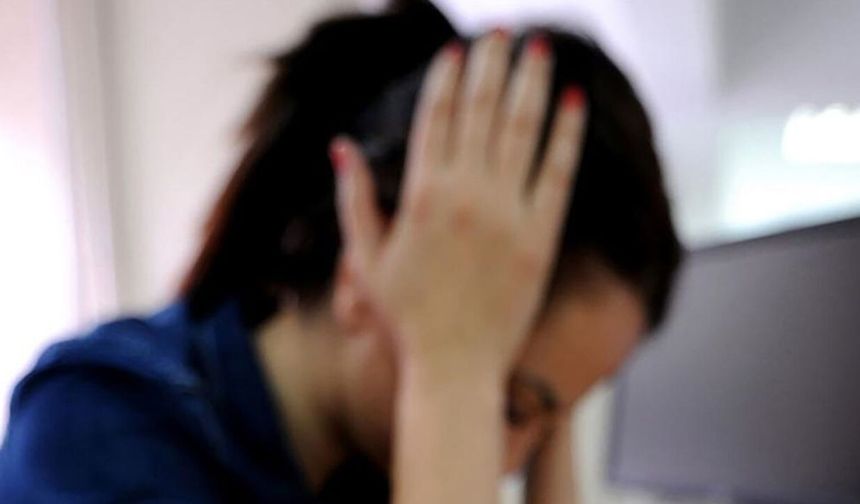 Migreni tetikleyen yiyecekler: Hangi besinler baş ağrısını artırıyor?