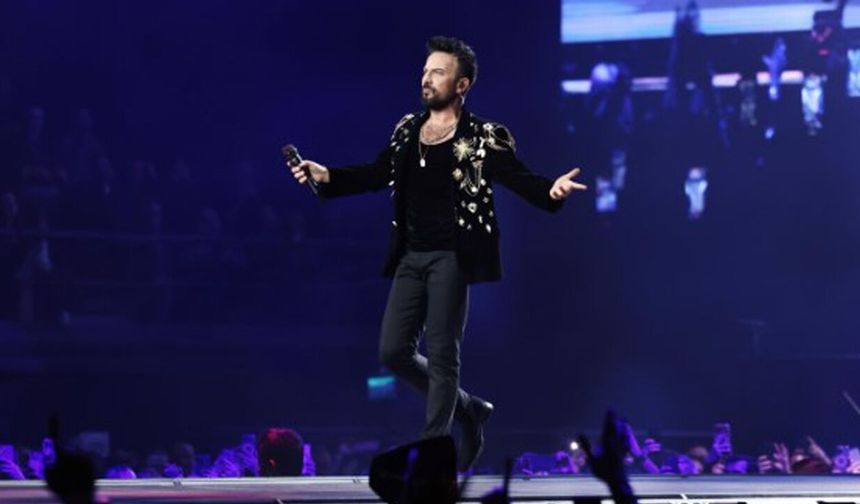 Savaş nedeniyle Tarkan'ın konserleri iptal edildi