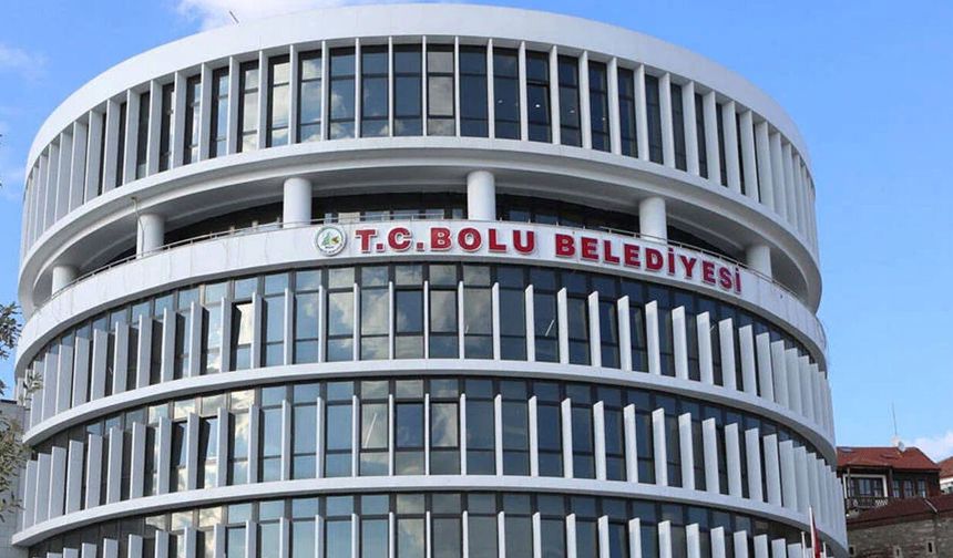 Bolu Belediyesi’ne operasyon! Jandarma ekipleri binada arama yapıyor