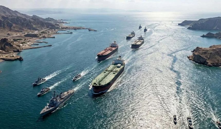 İran Hürmüz Boğazı'ndan geçiş için harita paylaştı: Mayınlara dikkat!