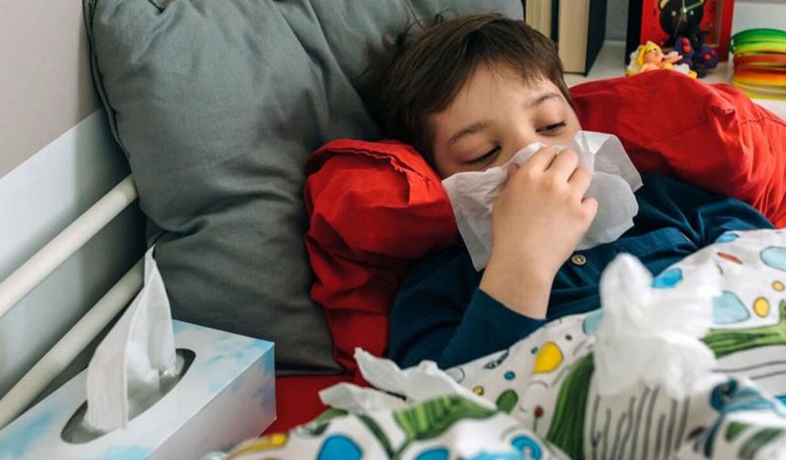 Okullarda salgın alarmı: Çocuğunuzda bu üç belirti varsa dikkat!