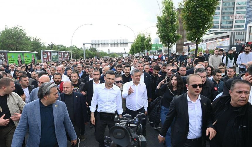 Özgür Çelik: Sonuna kadar direneceğiz