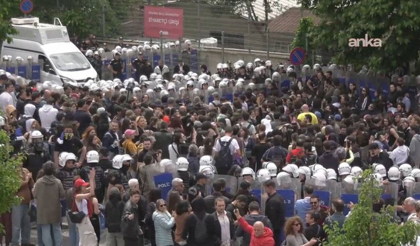 Bilgi Üniversitesi’ndeki eyleme polis ablukası: Gözaltılar var