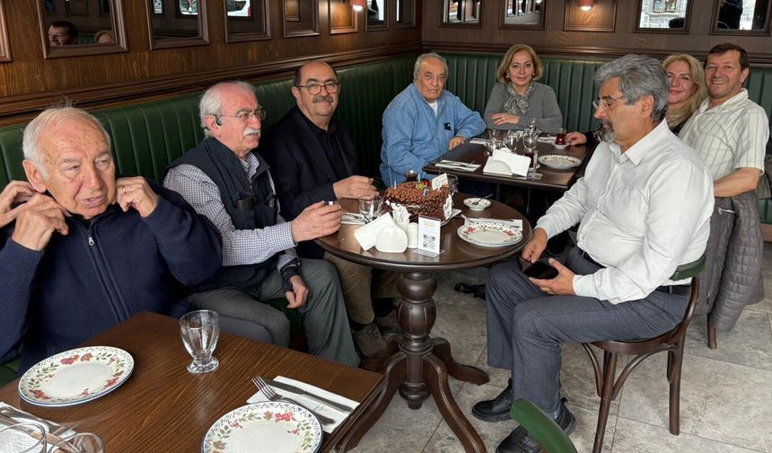 Kars'ta Gürbüz Çapan'a duygulandıran sürpriz!