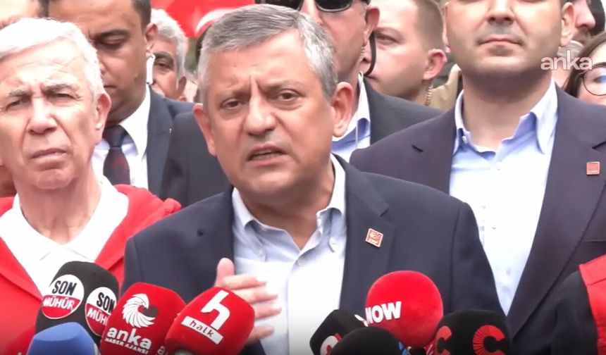 CHP lideri Özgür Özel: Türkiye’de siyaset çok yaşlı, ben dahi çok yaşlıyım