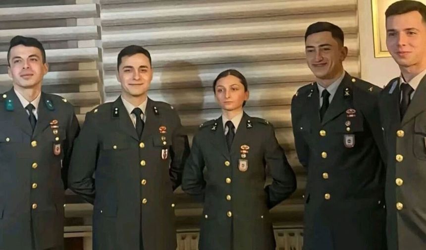 TSK'dan ikinci kez ihraç edilen Teğmen Deniz Demirtaş'a yine Mansur Yavaş sahip çıktı