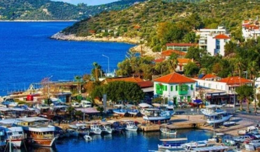 Yapay zekâ en iyi tatil rotasını açıkladı: Zirvede o ilçe var