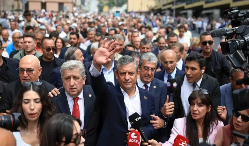 YENİ Parti dünya basınında: Reuters, AP ve DW'den dikkat çeken değerlendirmeler!