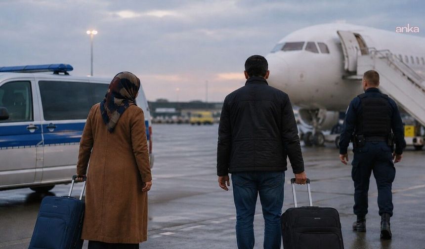 Almanya'da çocukları devlet korumasına alınan çift Türkiye'ye sınır dışı edildi