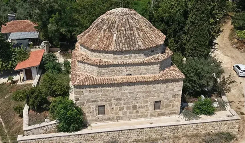 Perge’nin 2 bin yıllık taşları, 200 yıllık caminin duvarlarına işlendi