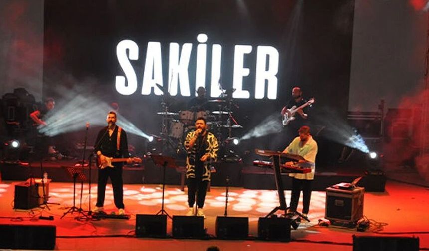 Ünlü müzik grubu Sakiler dağılma kararı aldı! Sosyal medya hesabı kapatıldı