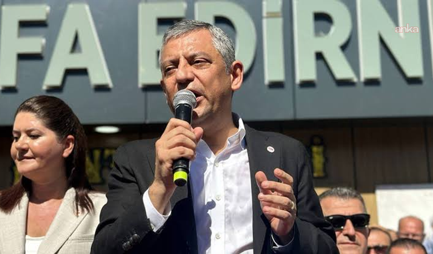 Özgür Özel’den Filenin Sultanları’na şampiyonluk telefonu! Eda Erdem ve Üstündağ’ı kutladı