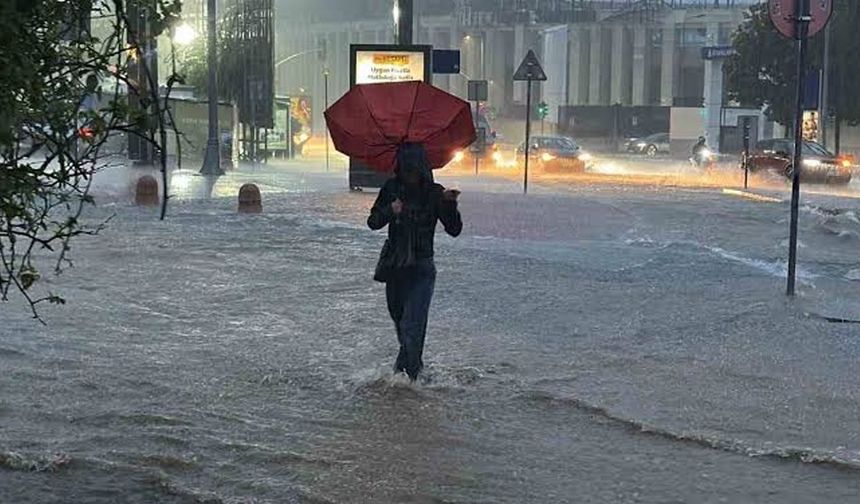 İstanbullular dikkat! Sel ve fırtına riski